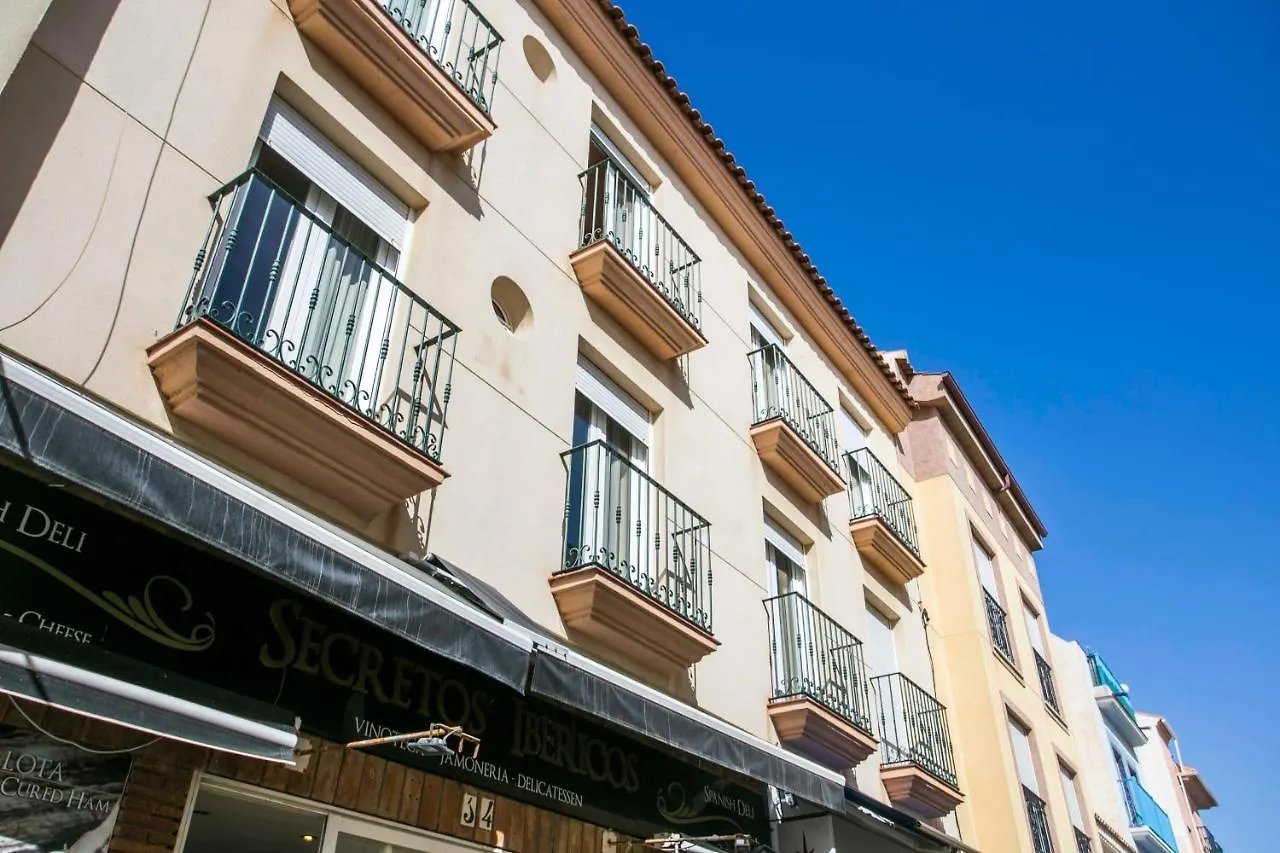 Apartamentos Vicenta Playa Carihuela توريمولينوس شقة