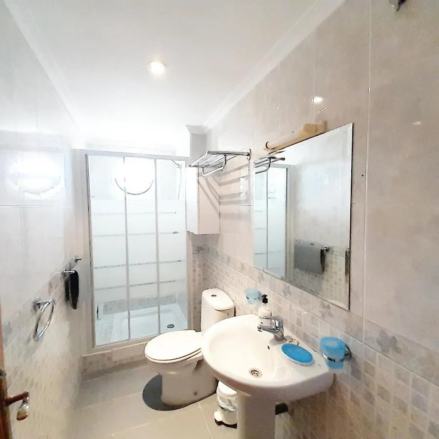 Апартаменты Apartamentos Vicenta Playa Carihuela Торремолинос