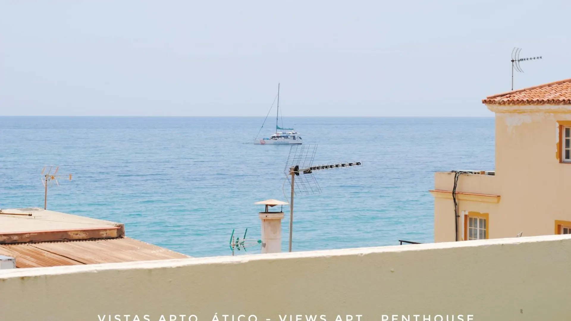 Apartamentos Vicenta Playa Carihuela Торремолинос Испания