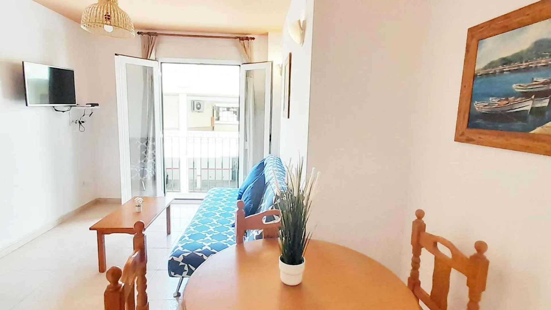 Апартаменты Apartamentos Vicenta Playa Carihuela Торремолинос Испания