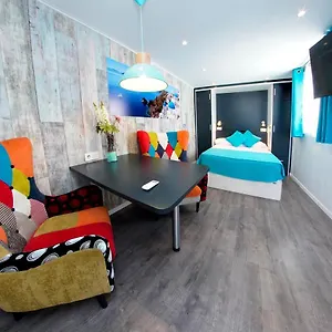 Sunsands Atico Playa76 Carihuela , Torremolinos Spanje